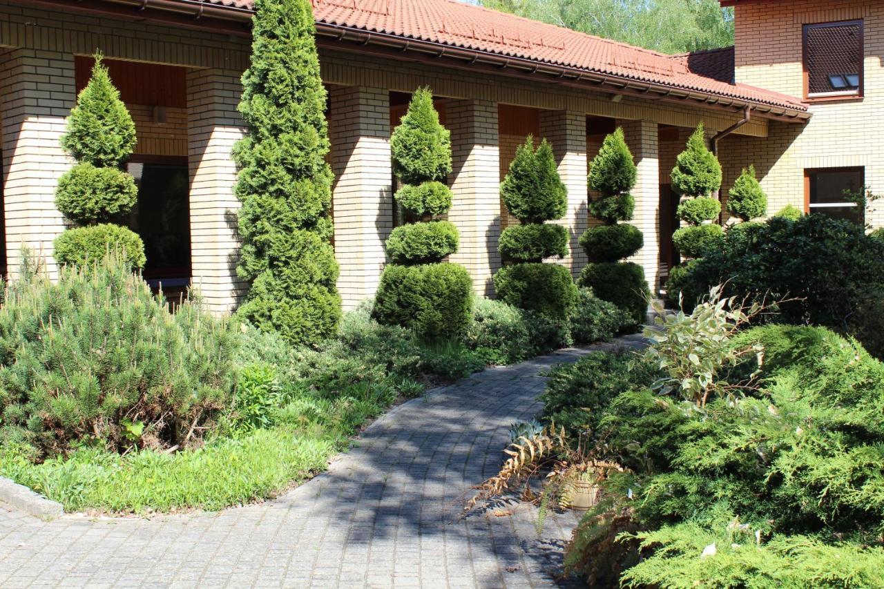 Hotel Uroczysko Porszewice - Osrodek Konferencyjno-Rekolekcyjny à Pabianice Extérieur photo